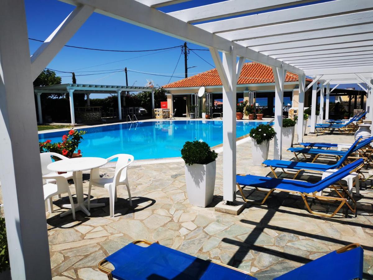 Nafsika Hotel Agios Stefanos Avliotes  Екстериор снимка