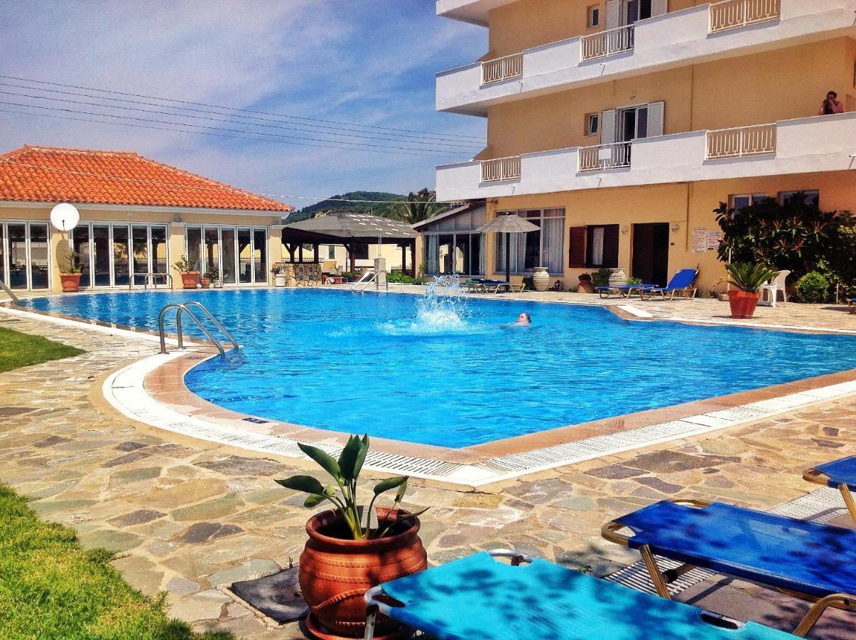 Nafsika Hotel Agios Stefanos Avliotes  Екстериор снимка