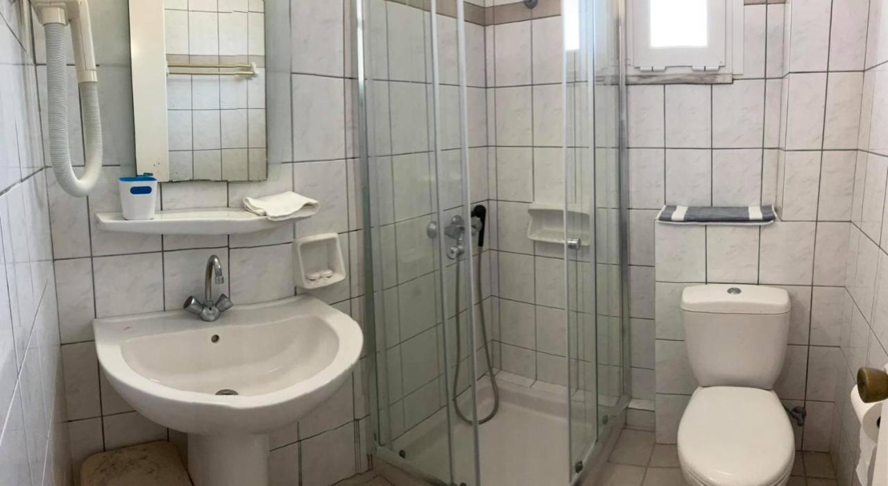 Nafsika Hotel Agios Stefanos Avliotes  Екстериор снимка